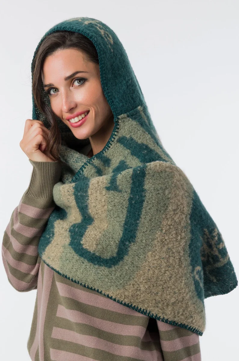 Bufanda con capucha verde - Imagen 3