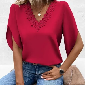 Blusa Elegante de Cuello V