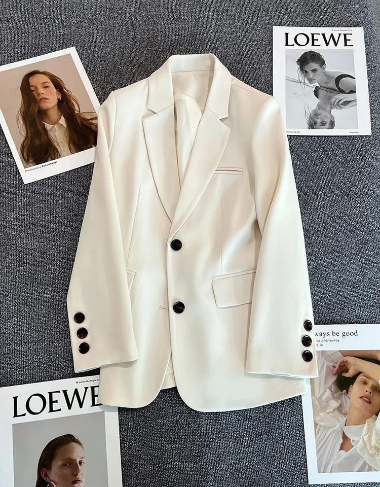 Blazer Clásico de Dos Botones - Imagen 7