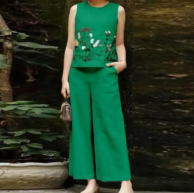 Conjunto Casual Elegante de Dos Piezas - Imagen 8