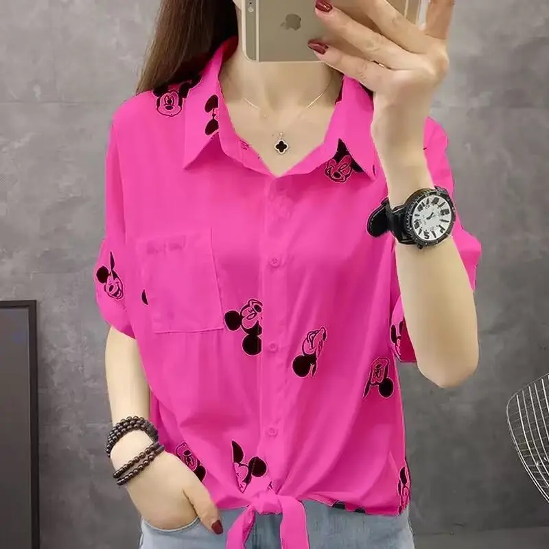 Blusa de Polka Dots con Cuello Polo y Lazo - Imagen 8
