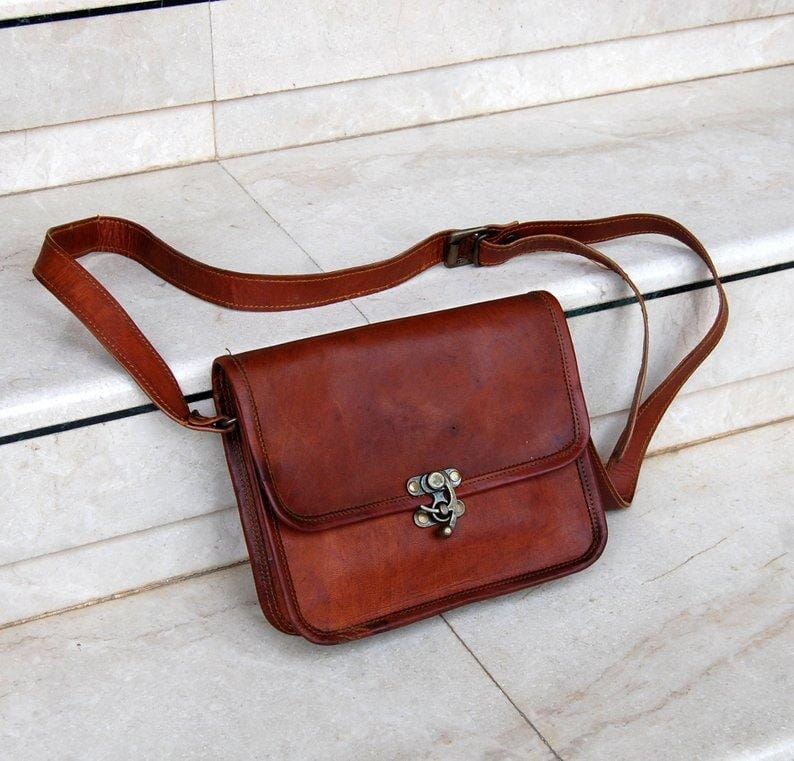 The Feminine Crossbody - Imagen 2