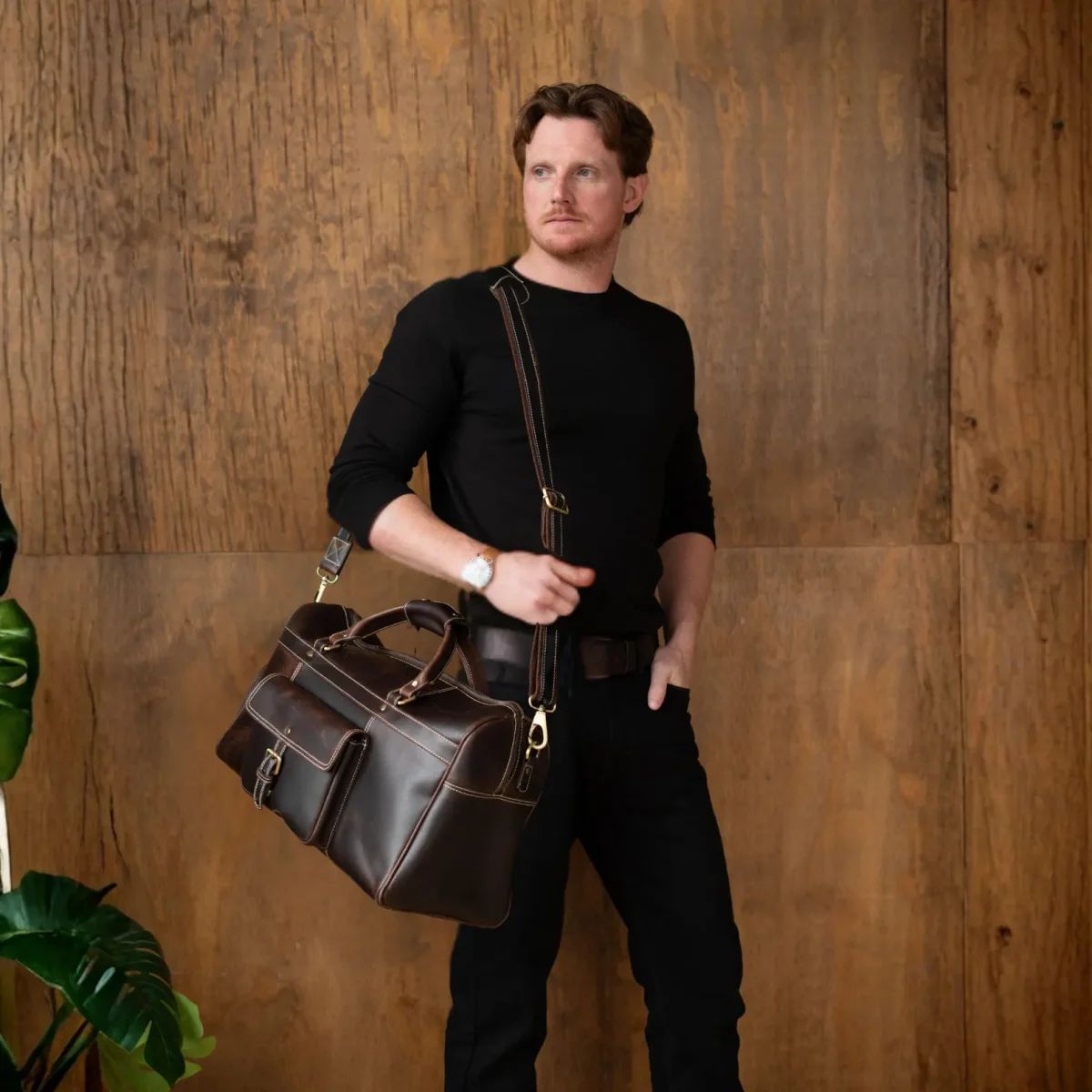 Full-Grain Distressed Leather Duffle Bag - Voyager Duffle - Imagen 4