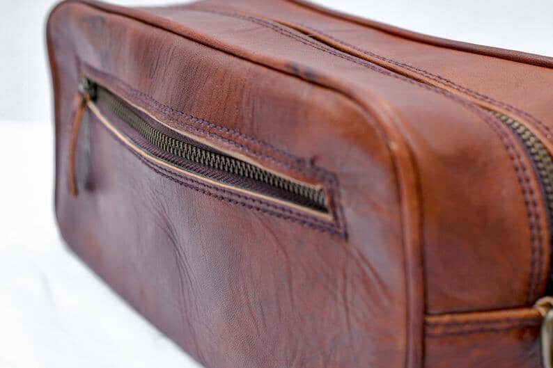 The Single Section Toiletry- Brown - Imagen 9