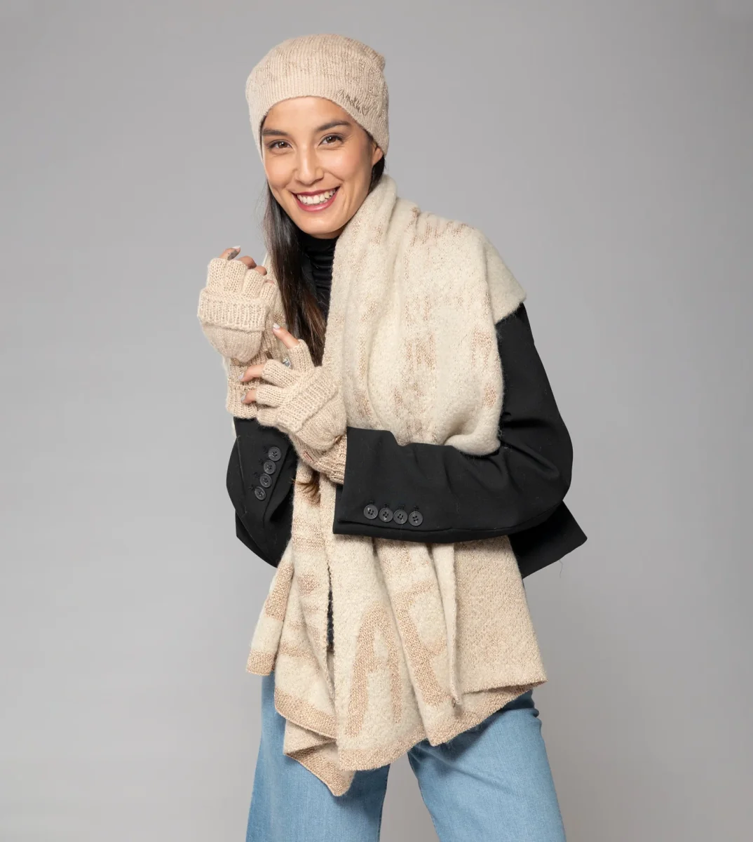 Mitones logo beige - Imagen 2