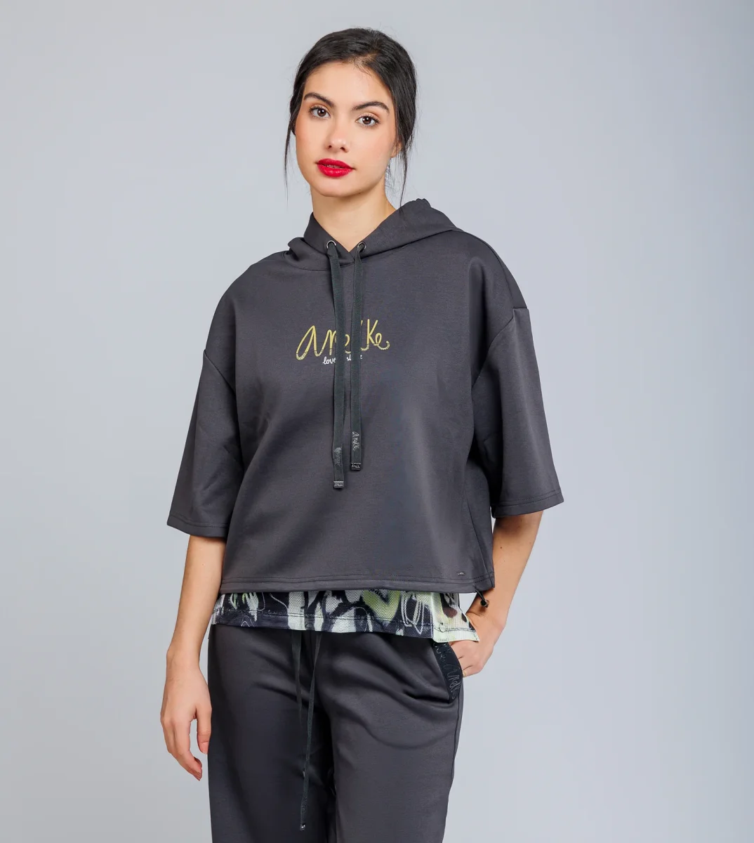 Sudadera con capucha gris - Imagen 4