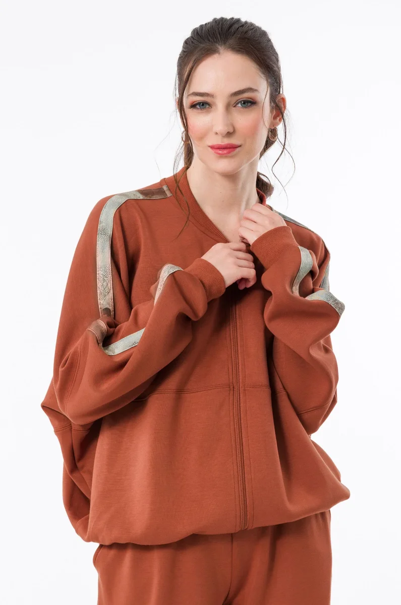 Chaqueta deportiva naranja con cremallera - Imagen 5
